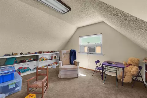 Bedroom - 519 S Oak Ave, Erick, OK 73645 photo 7 of 9