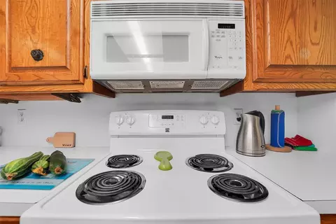 Kitchen - 519 S Oak Ave, Erick, OK 73645 photo 3 of 3