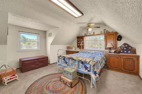 Bedroom - 519 S Oak Ave, Erick, OK 73645 photo 5 of 9