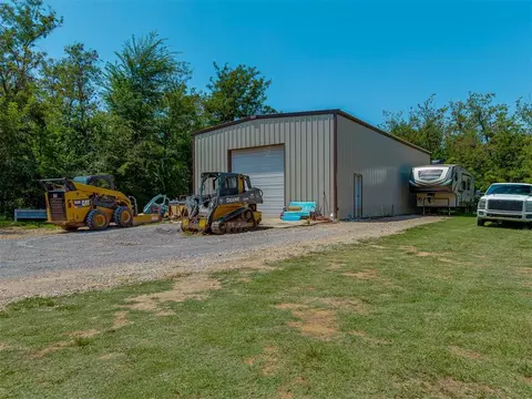 613 N Czech Hall Rd, Tuttle, OK 73089 photo 29