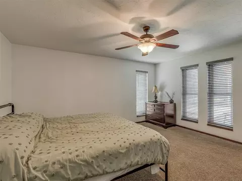 613 N Czech Hall Rd, Tuttle, OK 73089 photo 21
