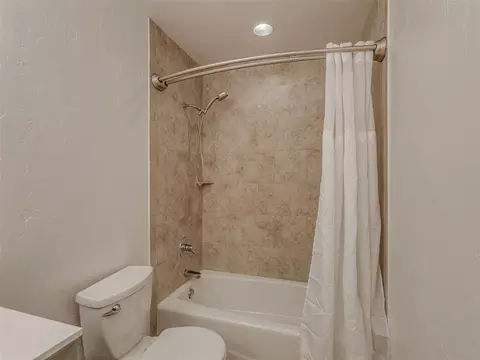 613 N Czech Hall Rd, Tuttle, OK 73089 photo 18