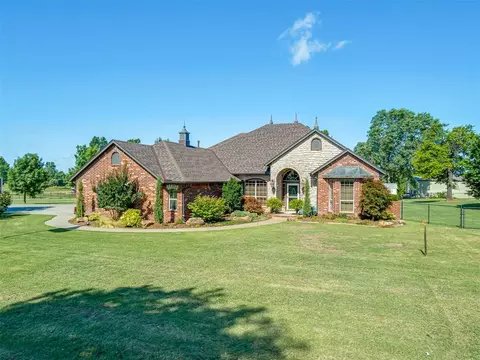 2284 Jackie Pl, Tuttle, OK 73089