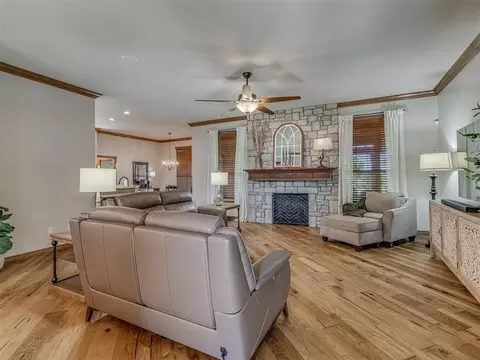 2284 Jackie Pl, Tuttle, OK 73089 photo 5