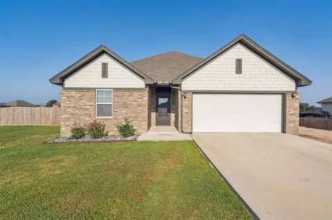 15954 Lasso Cir, Mcloud, OK 74851 photo 1