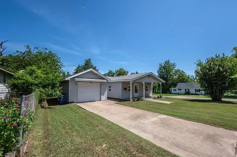 601 W Main St, Tecumseh, OK 74873