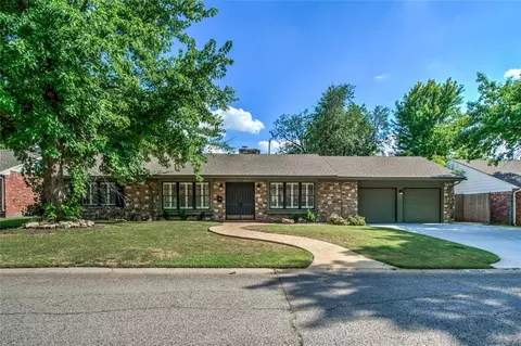 1324 Andover Ct, The Village, OK 73120