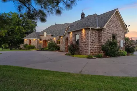 1601 N Dobbs Rd, Harrah, OK 73045 photo 5