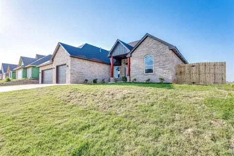 9204 SW 35 St, Oklahoma City, OK 73179