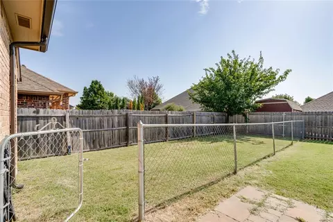 1104 Kelsi Dr, Moore, OK 73160 photo 42