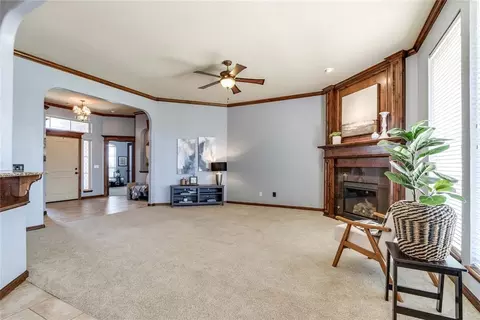 1104 Kelsi Dr, Moore, OK 73160 photo 8