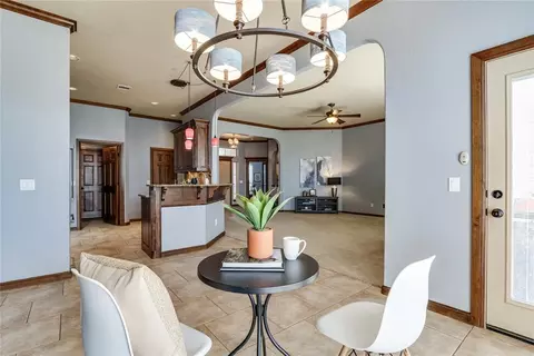 1104 Kelsi Dr, Moore, OK 73160 photo 5