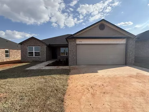 490 SW 11th St, Newcastle, OK 73065
