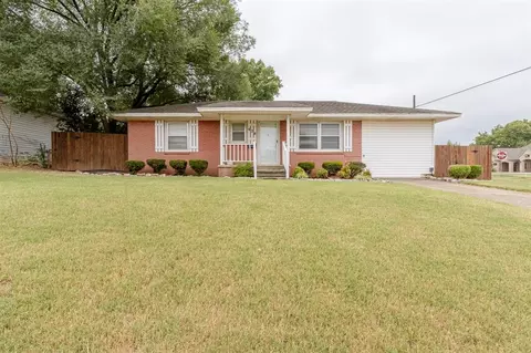 428 W Truman Pl, Purcell, OK 73080