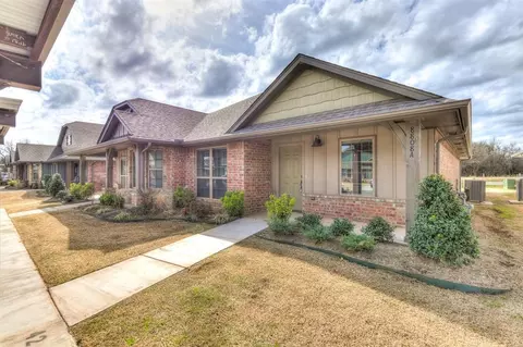 8808 SW 55th St #A & B, Oklahoma City, OK 73179