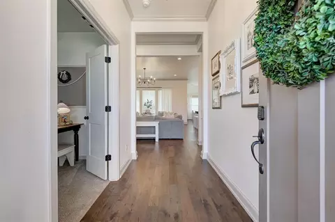 Entry Way - 8724 Beechgrove Dr, Arcadia, OK 73007 photo 1 of 4