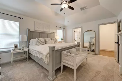 Bedroom - 8724 Beechgrove Dr, Arcadia, OK 73007 photo 3 of 6