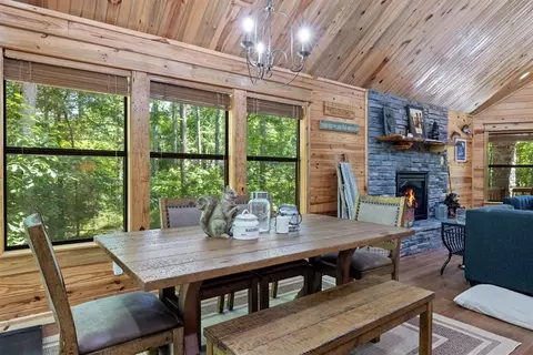 Dining - 156 Huckleberry Trl, Broken Bow, OK 74728 photo 2 of 2