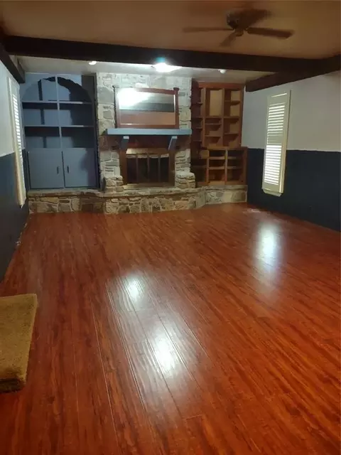 343 N 8th St, Mountain View, OK 73062 photo 2