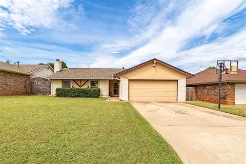 8809 Tracy Dr, Oklahoma City, OK 73132