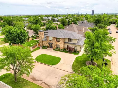 1422 Glenbrook Ter, Nichols Hills, OK 73116
