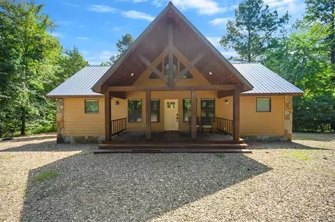 204 Eagle Mountain Trl, Broken Bow, OK 74728 photo 4