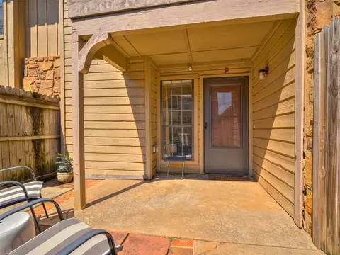 14415 NW N Pennsylvania Ave #16P, Oklahoma City, OK 73134