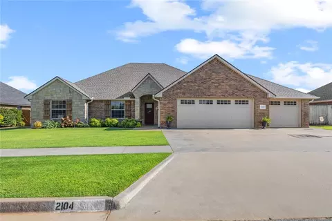 2104 Stratta Dr, Weatherford, OK 73096