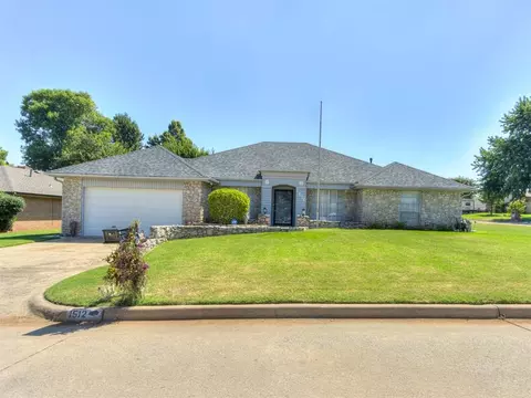 1512 Summerton Pl, Yukon, OK 73099