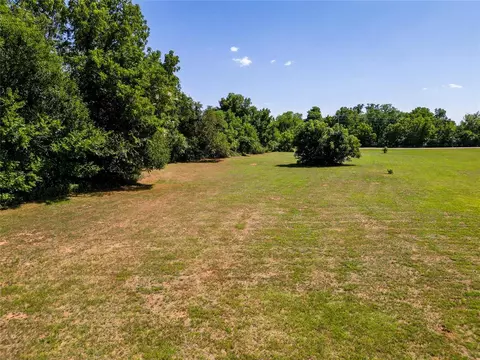 Walnut Drive, Tuttle, OK 73089 photo 5