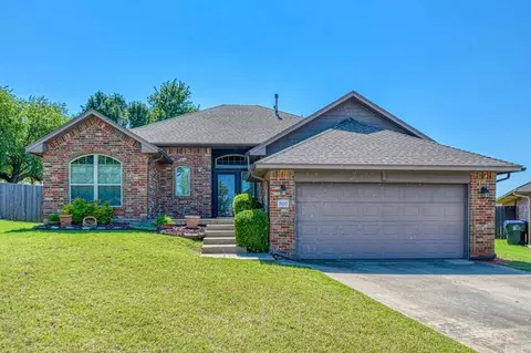 500 Cooper Ct, Norman, OK 73071