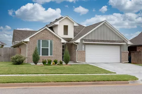 6105 NW 158th St, Edmond, OK 73013