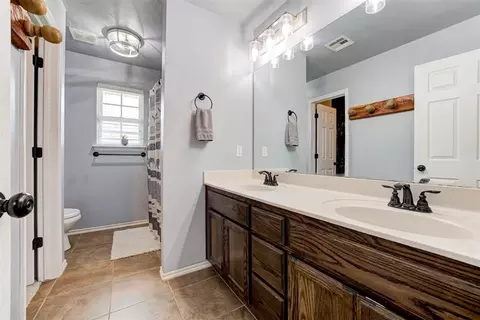 608 Manhattan Dr, Moore, OK 73160 photo 21