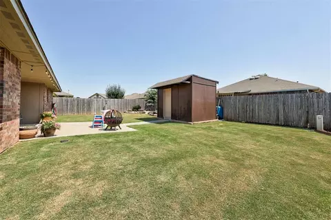 608 Manhattan Dr, Moore, OK 73160 photo 33