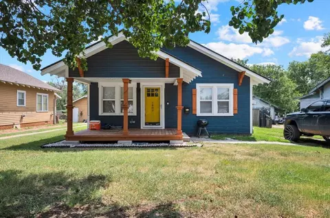 1409 S 8th St, Ponca City, OK 74601