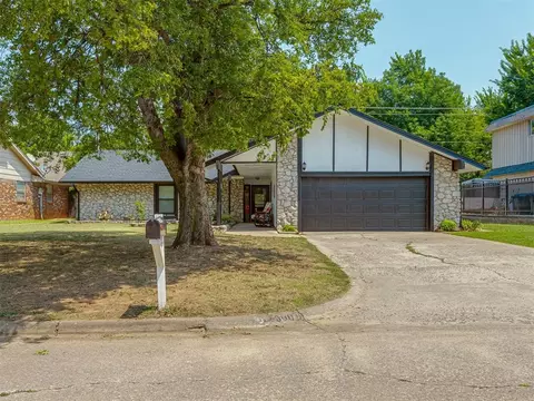 11900 Ashford Dr, Yukon, OK 73099