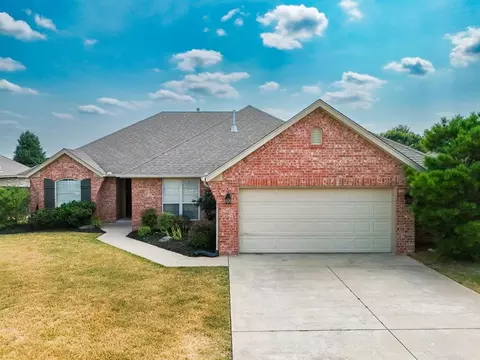 2525 E Bradley St, Shawnee, OK 74804