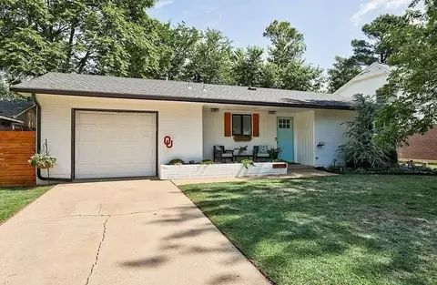 1933 W Beverly Hills St, Norman, OK 73072