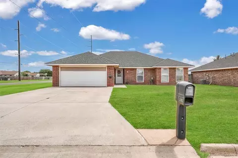 1500 Sommerset Pl, Altus, OK 73521