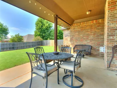 2101 Newbrook Dr, Edmond, OK 73003 photo 39