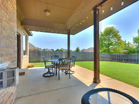 2101 Newbrook Dr, Edmond, OK 73003 photo 40