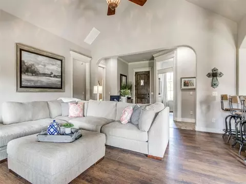 2101 Newbrook Dr, Edmond, OK 73003 photo 17