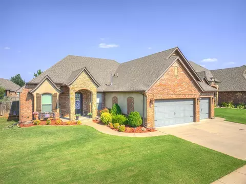 4004 Cedar Pass Dr, Oklahoma City, OK 73179