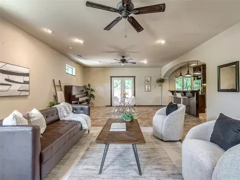 4102 Cramer Rd, Spencer, OK 73084