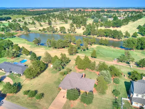 1050 S May Ave, Guthrie, OK 73044 photo 41