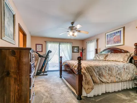 1050 S May Ave, Guthrie, OK 73044 photo 27