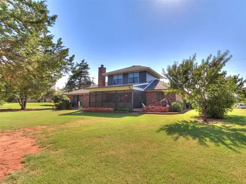 1050 S May Ave, Guthrie, OK 73044 photo 37