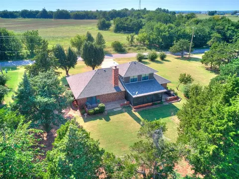 1050 S May Ave, Guthrie, OK 73044 photo 44