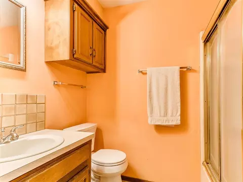1050 S May Ave, Guthrie, OK 73044 photo 31