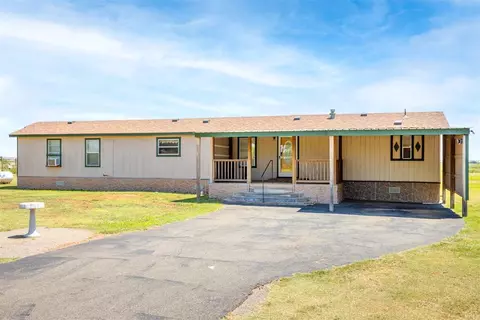 11676 N 1880 Rd, Sayre, OK 73662